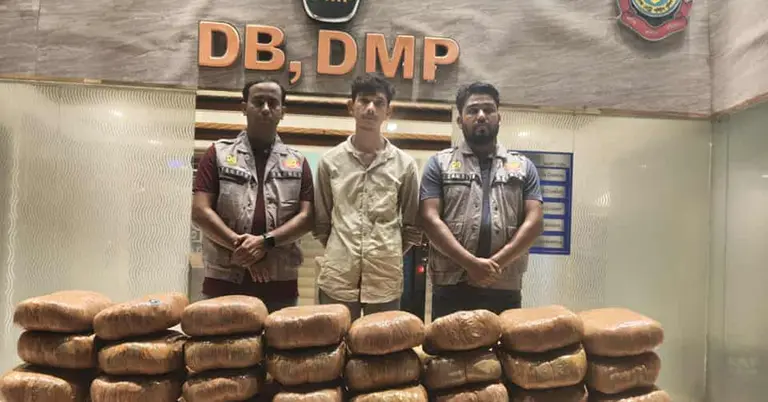 গ্রেপ্তারকৃত আসামি